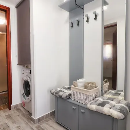 Apartment Edy 3 *