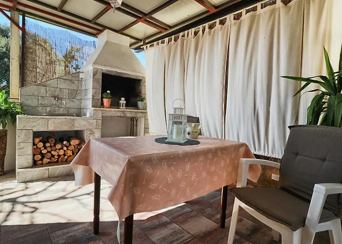 아파트 Edy 3 풀라